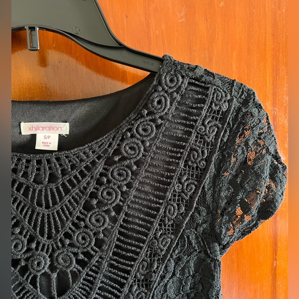 Target- Xhilaration / black lace dress / S / good condition